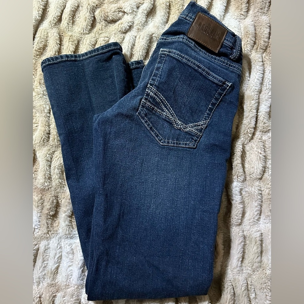 New Men’s Reclaim Regular Straight Stretch Jean from Buckle. Size 28R.